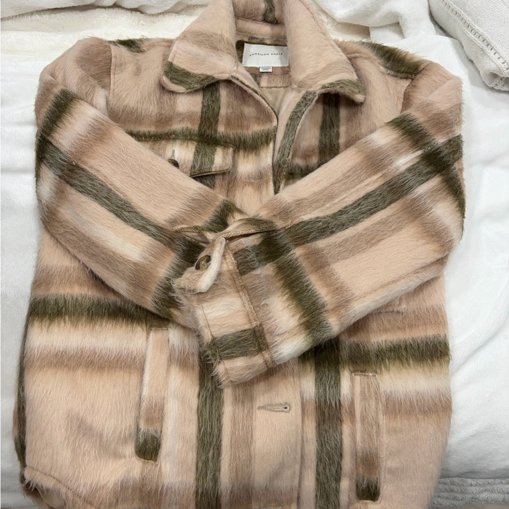American Eagle Outfitters Plaid Teddy Jacket in Cream and Green